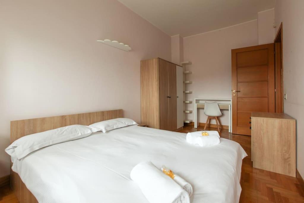 Fieramilano 3Br Apartment ภายนอก รูปภาพ