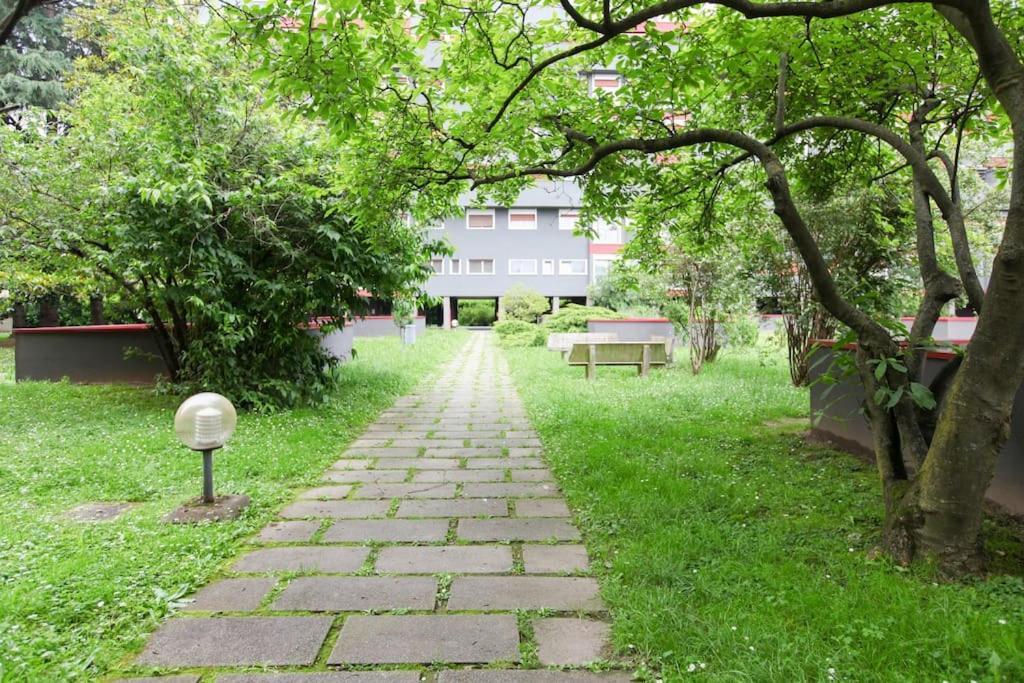 Fieramilano 3Br Apartment ภายนอก รูปภาพ